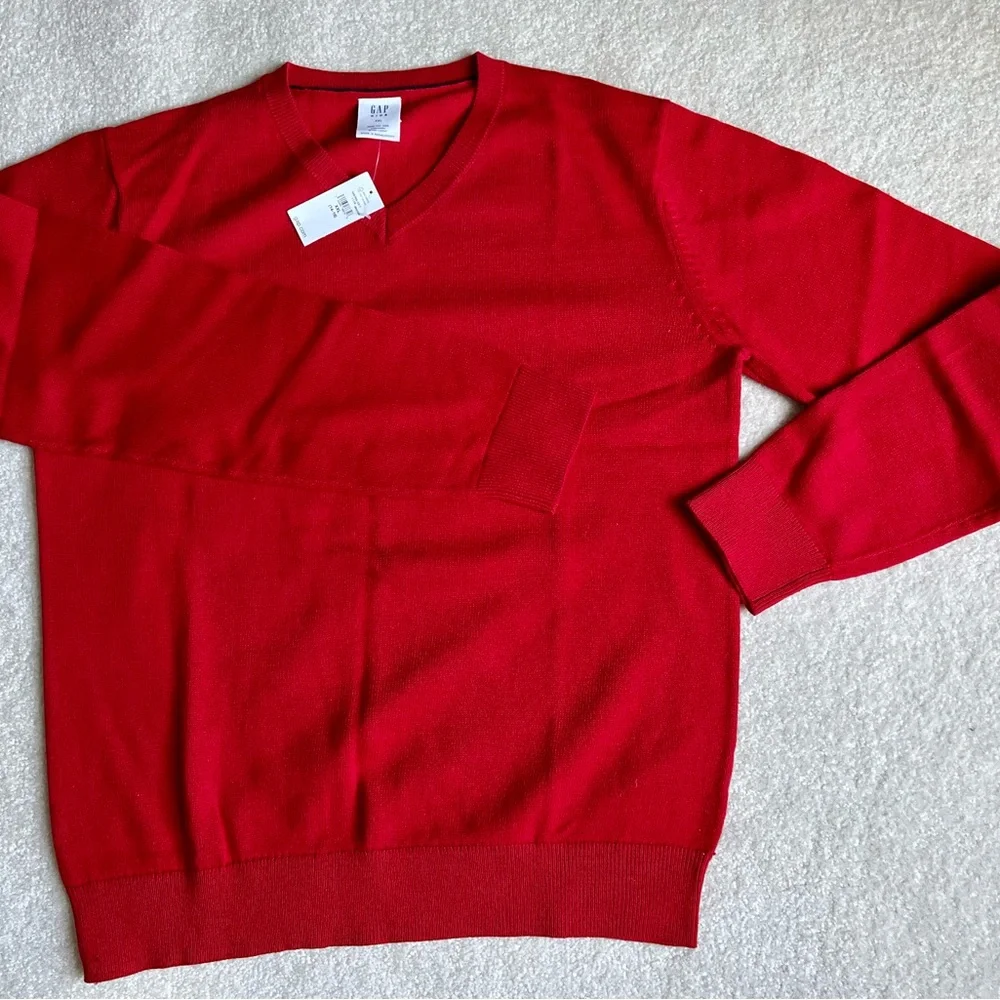 Gap Boy Size XXL (14-16) Red Sweater. Brand new, with tags.
